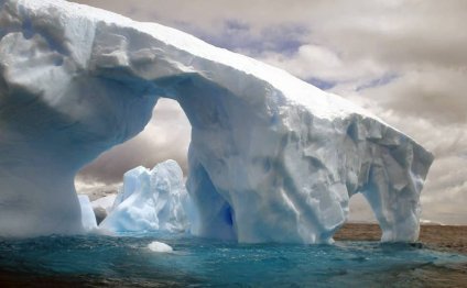 Почему Южный полюс холоднее