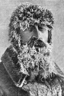 Начальник экспедиции на пароходе Челюскин, один из организаторов освоения Северного морского пути Отто Юльевич Шмидт (1891 1956 гг.)
